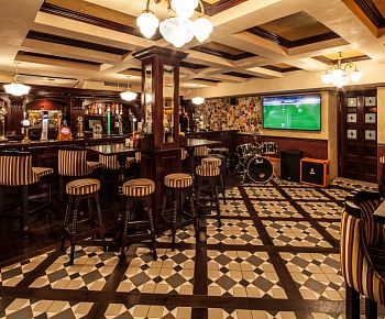 White Hart Pub