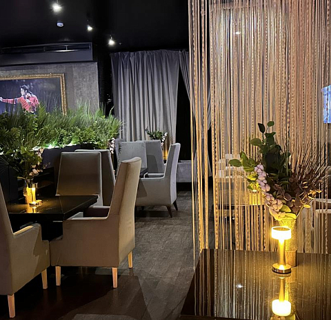 Amphora Lounge bar