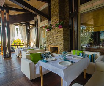 The River Cafe / Ривер Кафе (закрыт)