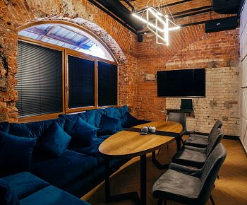 MOS lounge&bar (Кутузовская) (закрыт)