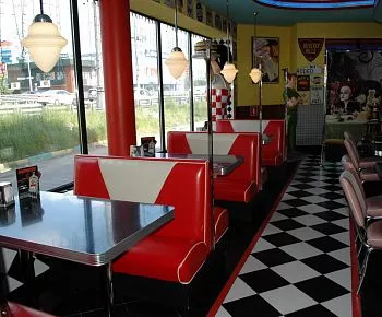 Hollywood / Голливуд (ex. Beverly Hills Diner / Беверли Хиллс Дайнер (Котельники) (закрыт)