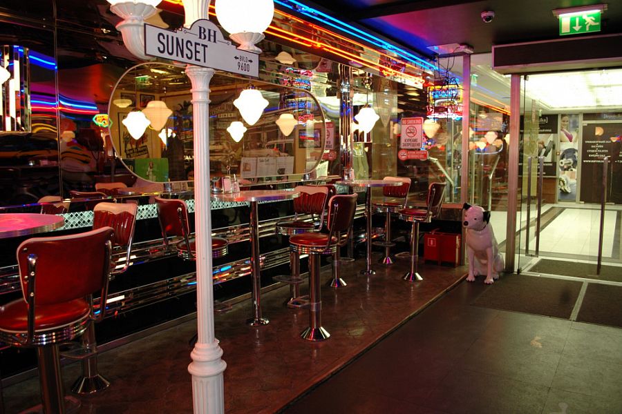 Beverly Hills Diner / Беверли Хиллс Дайнер (Никольская) закрыт - фотография № 9