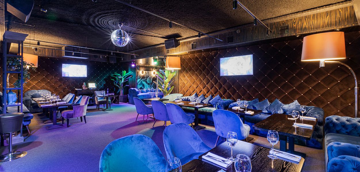 SOLOWAY karaoke club & night bar - фотография № 9
