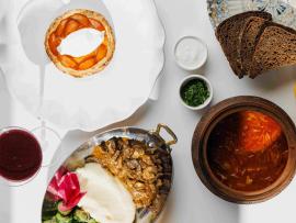 Космический сет в ресторане «Недальний Восток»