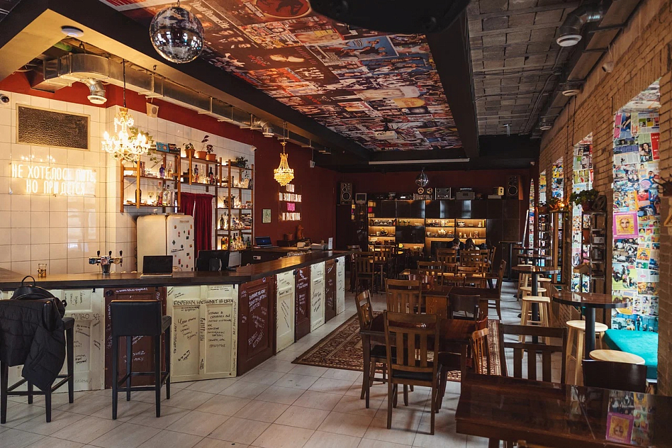 Евгенич на Арбате - метро арбатская (филевская линия)