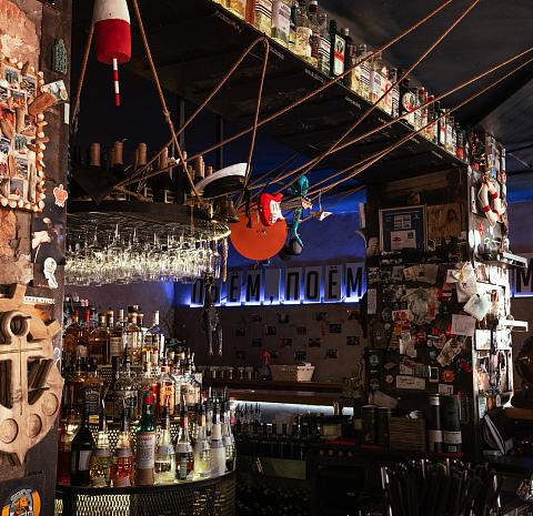 Моряк и Чайка на Маросейке