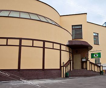 12 стульев КРЦ / «Остап Бендер» / «Шик и Блеск» / DJ-cafe «Васюки» (закрыт)