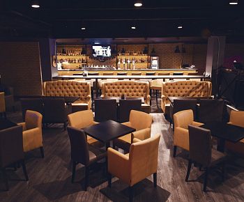 Black&White bar (ex. Wheelie pub) / Блэк энд Вайт бар (закрыт)