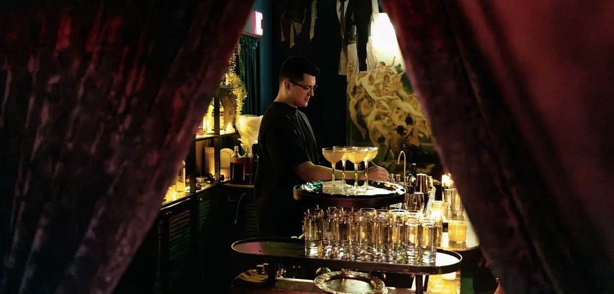 Dry & Wet Cocktail Bar - фотография № 3