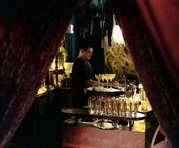 Dry & Wet Cocktail Bar