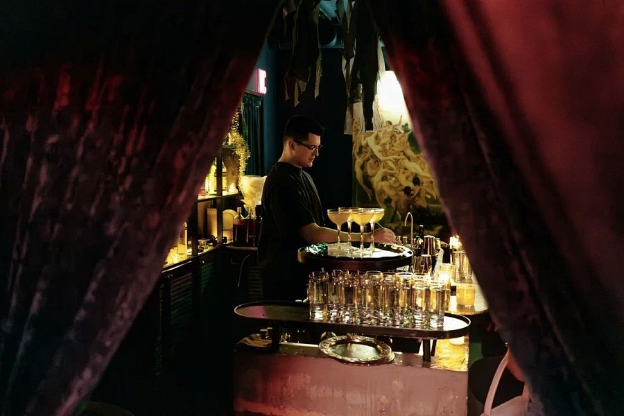 Dry & Wet Cocktail Bar - фотография № 3
