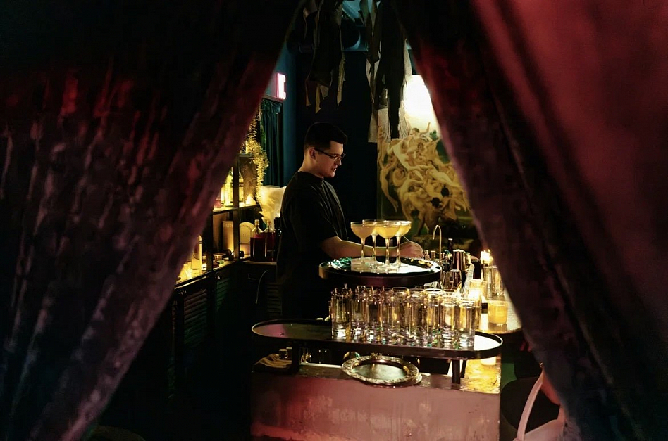 Dry & Wet Cocktail Bar - фотография № 3 (фото предоставлено заведением)
