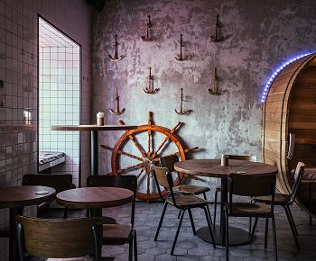 Моряк и Чайка на Белорусской