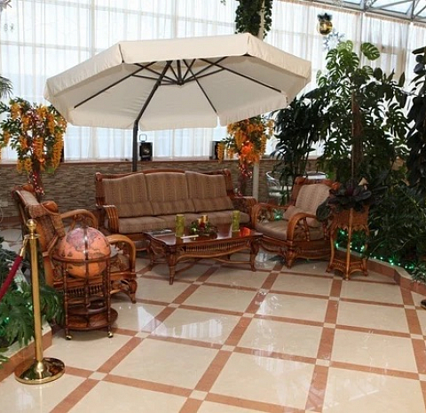 Grand Paradise