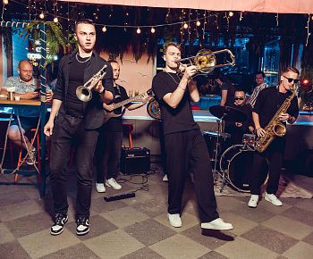 Моряк и Чайка на Пятницкой