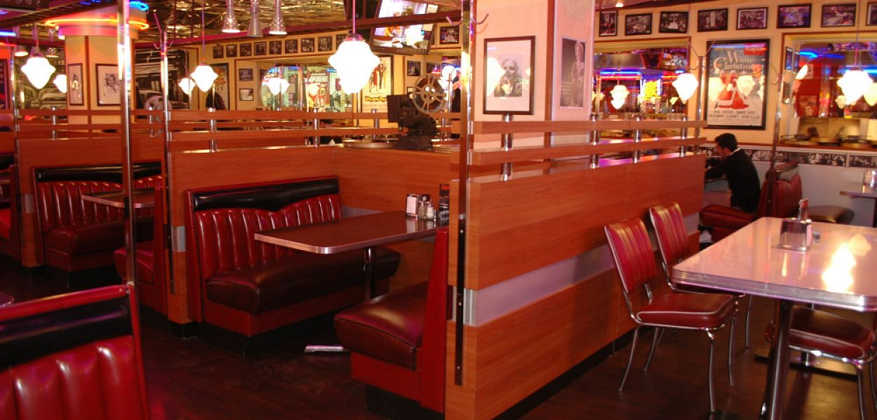 Beverly Hills Diner / Беверли Хиллс Дайнер (Никольская) закрыт - фотография № 14