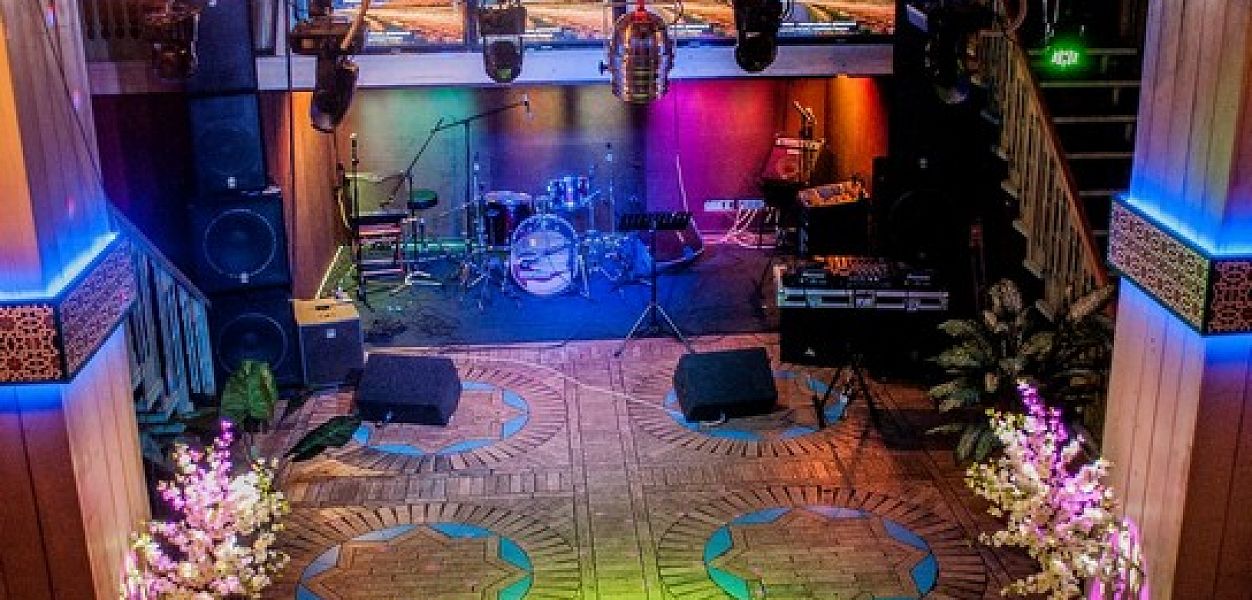 Урюк Чайхана Lounge Bar (Цветной бульвар) закрыт - фотография № 10