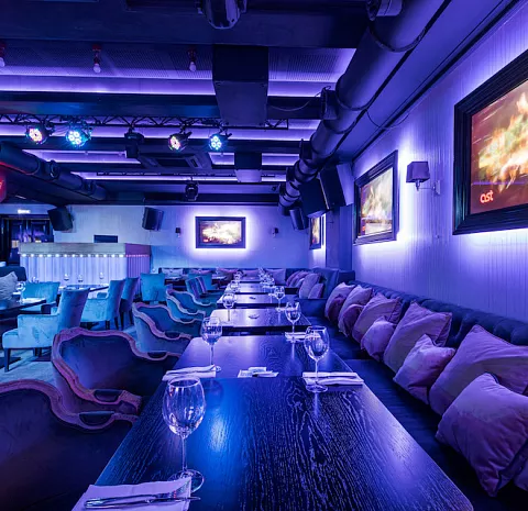 SOLOWAY karaoke club & night bar