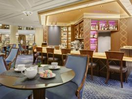 Деловые обеды в лобби-баре отеля «Сафмар Аврора Люкс»