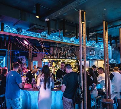 Моряк и Чайка на Пятницкой