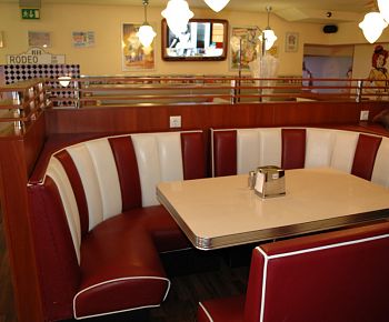 Beverly Hills Diner / Беверли Хиллс Дайнер (Тверская) закрыт