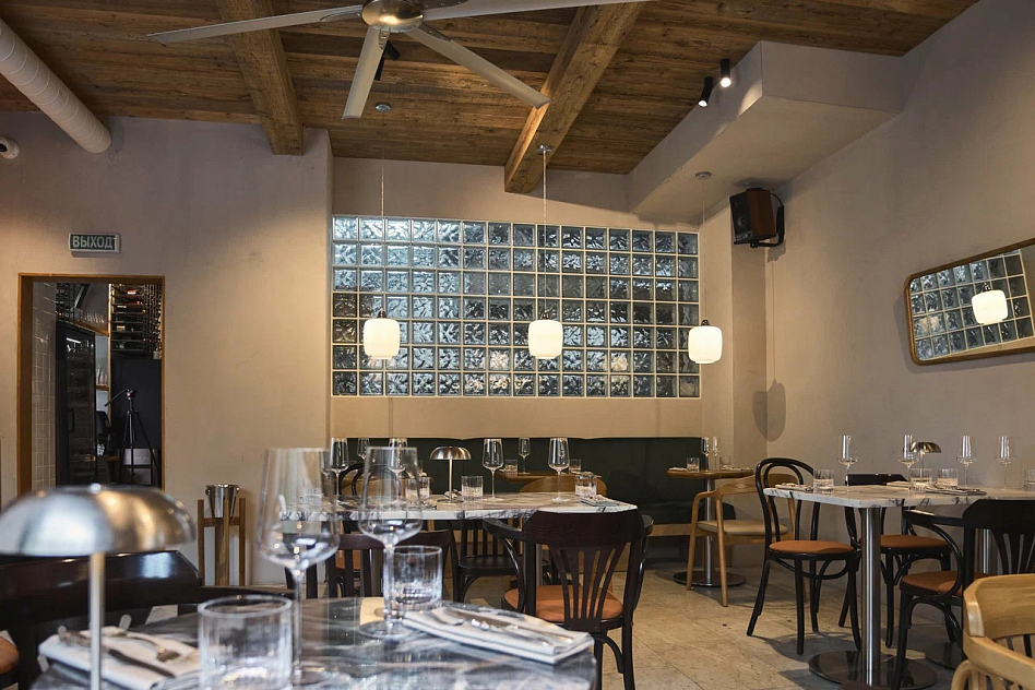 Централе Бистро бай Евгений Викентев / Centrale Bistro by Evgeny Vikentev - средний счет  1500-2000р