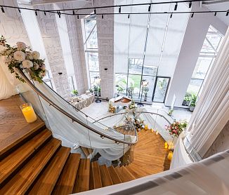 бронировать по телефону