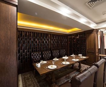 Гранатовый сад (Поречная ул.)