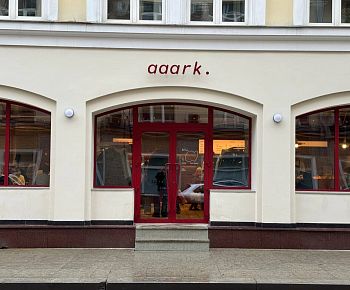 Aaark cafe
