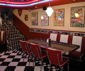 Beverly Hills Diner / Беверли Хиллс Дайнер (Тверская) закрыт