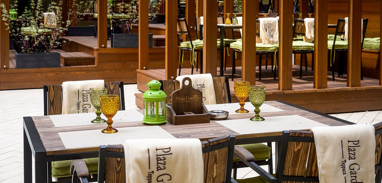 Terrace Plaza Garden Cafe - фотография № 1