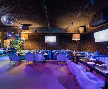SOLOWAY karaoke club & night bar