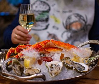 бронировать по телефону